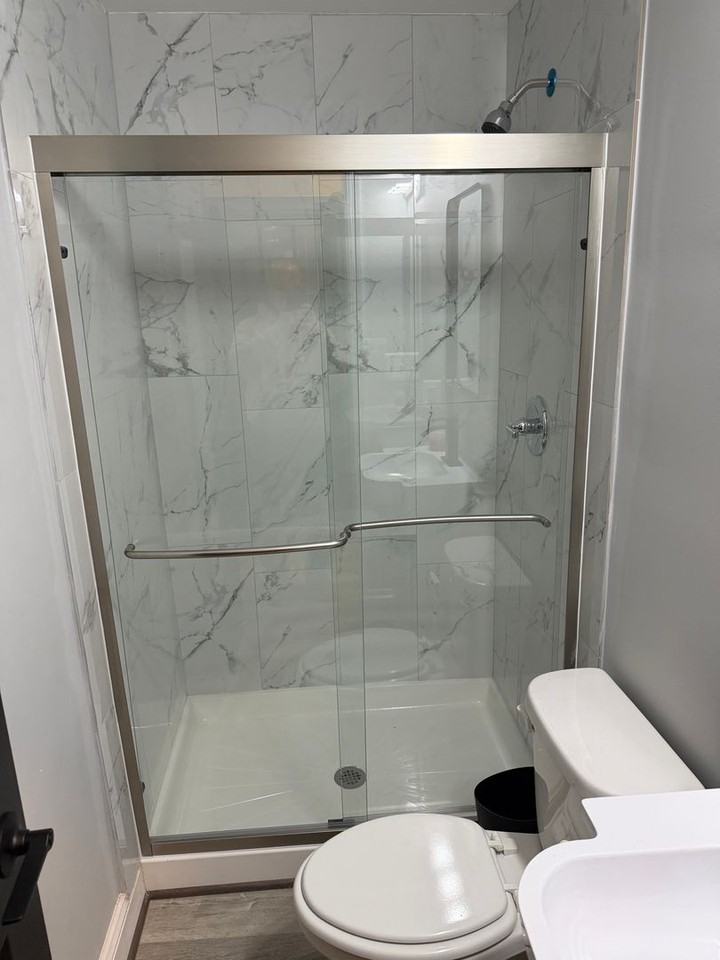 716 E 23rd St - Photo 5 of 8