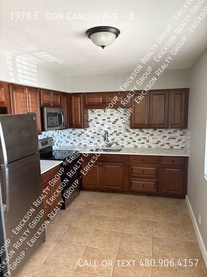 1978 E Don Carlos Ave #B - Photo 2 of 7