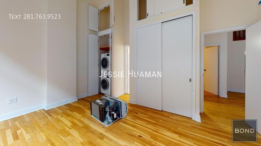 1 Astor Pl #K - Photo 6 of 8