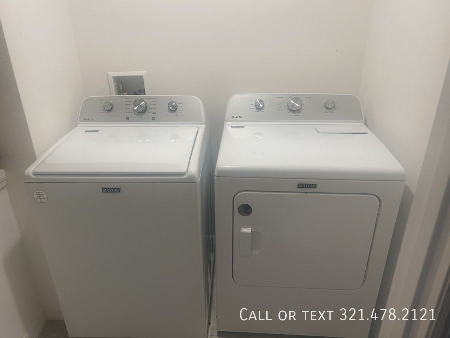 567 Poplar St Se - Photo 5 of 7