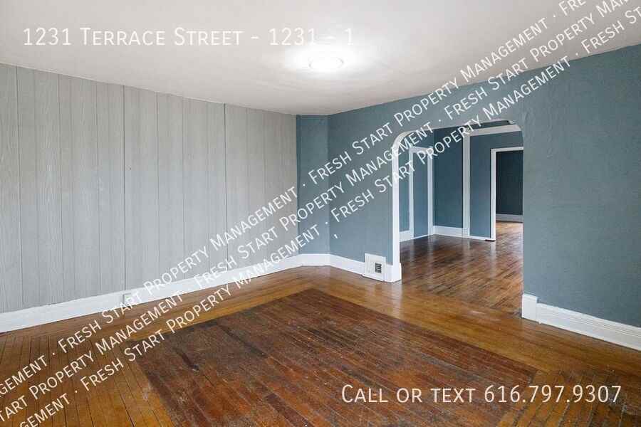 1231 Terrace St #1 - Photo 2 of 15