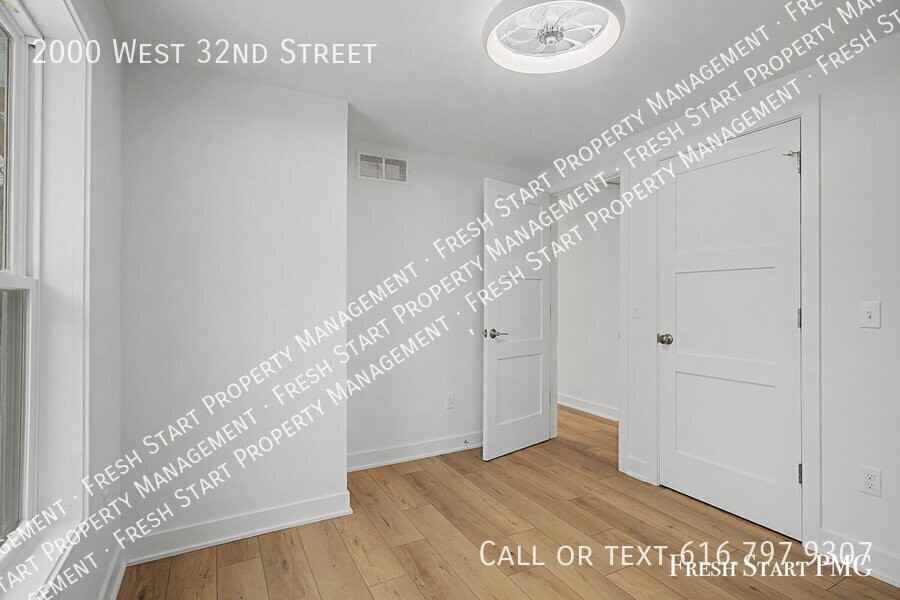 2000 W 32nd St - Photo 7 of 21