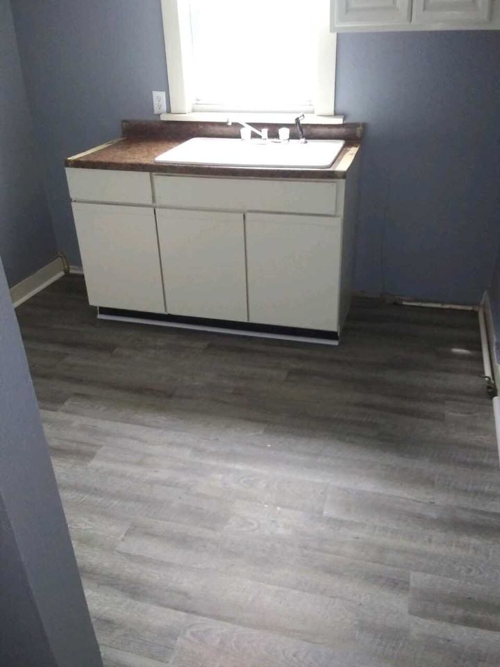 526 E Main St #E - Photo 3 of 9