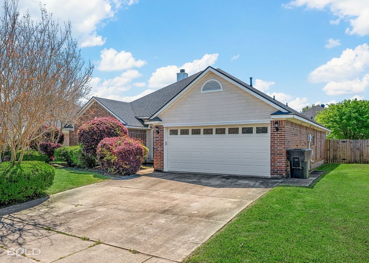 6014 Jason St - Photo 3 of 34