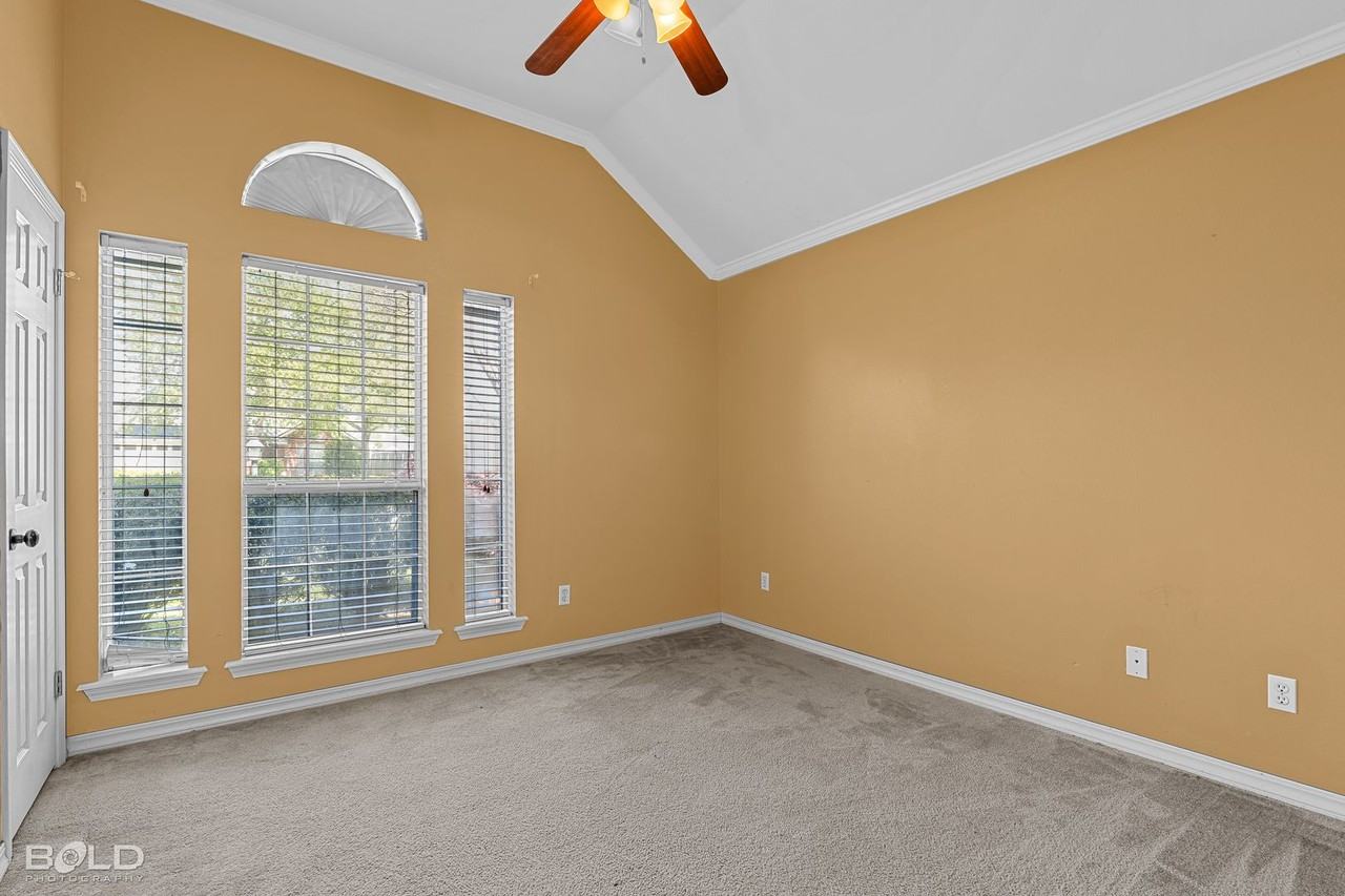 6014 Jason St - Photo 7 of 34