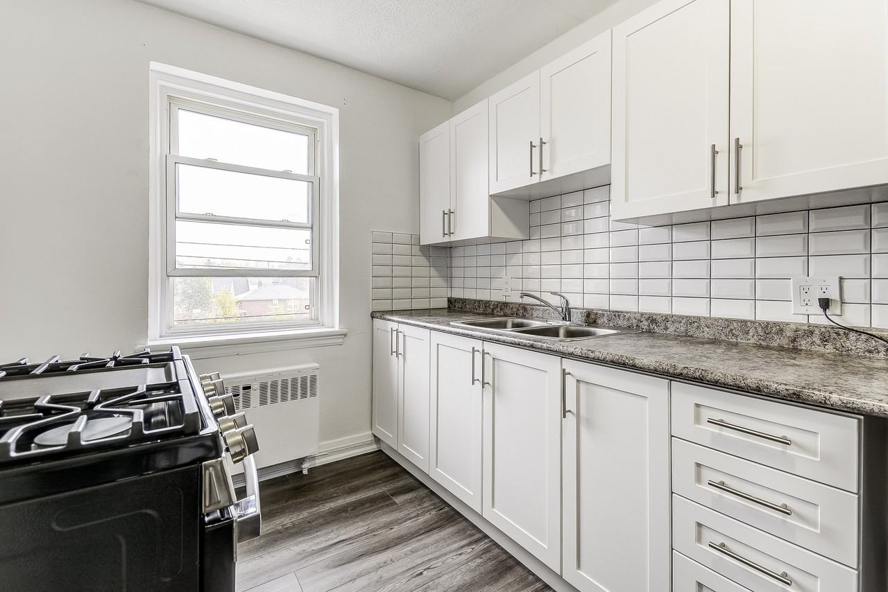 385 Concession St #6 - Photo 2 of 8