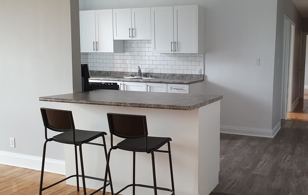 385 Concession St #6 - Photo 3 of 8