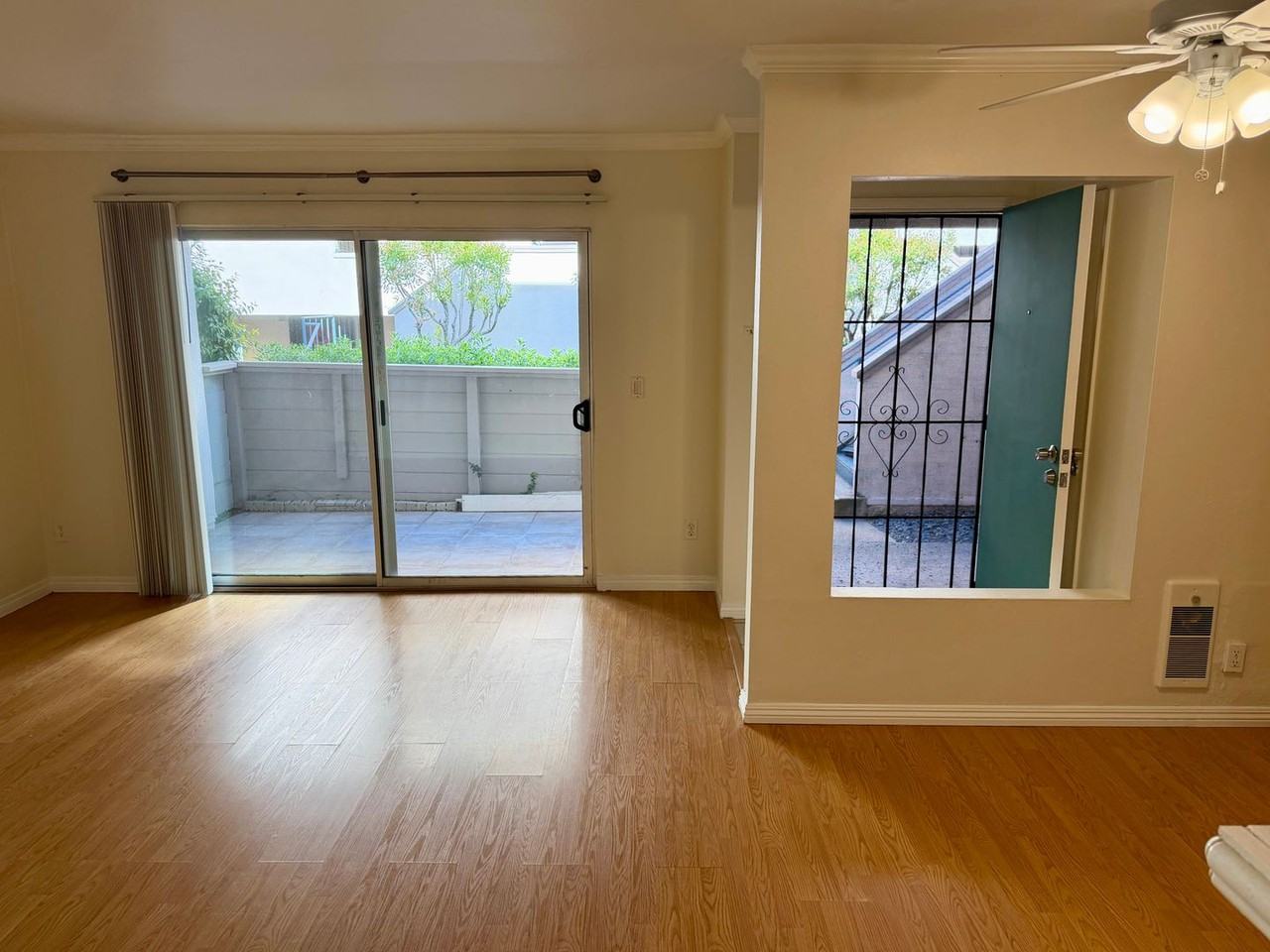 3266 Ashford St #N - Photo 4 of 23