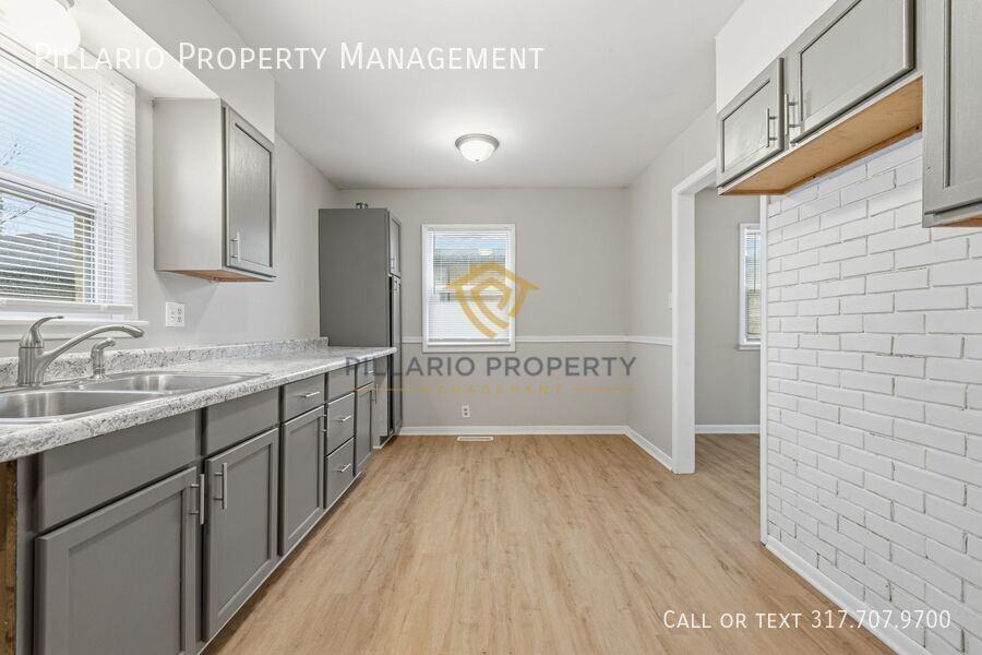 1652 N Coolidge Ave - Photo 6 of 17