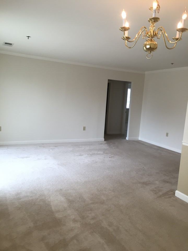 1160 N Quincy St - Photo 6 of 10