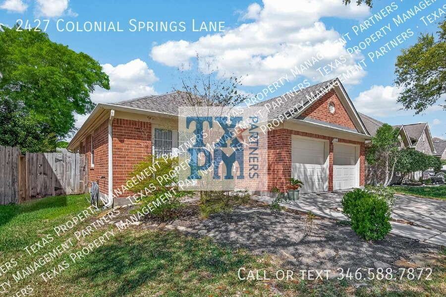 2427 Colonial Springs Ln - Photo 2 of 48