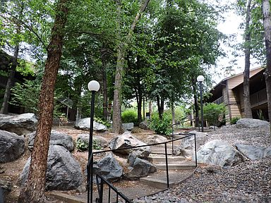 2913 Tierra Verde E - Photo 4 of 12