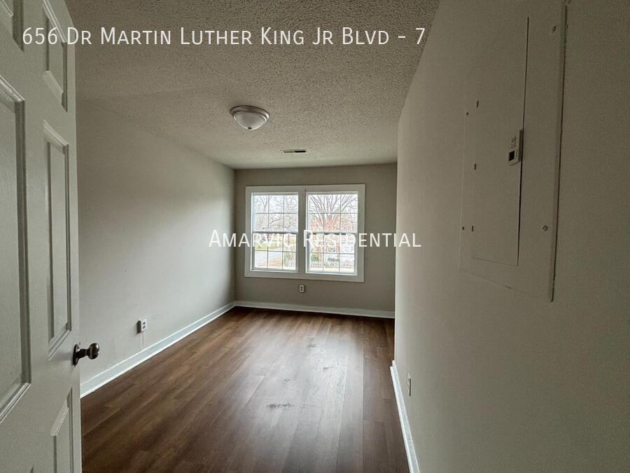656 Dr Martin Luther King Jr Blvd #7 - Photo 2 of 8