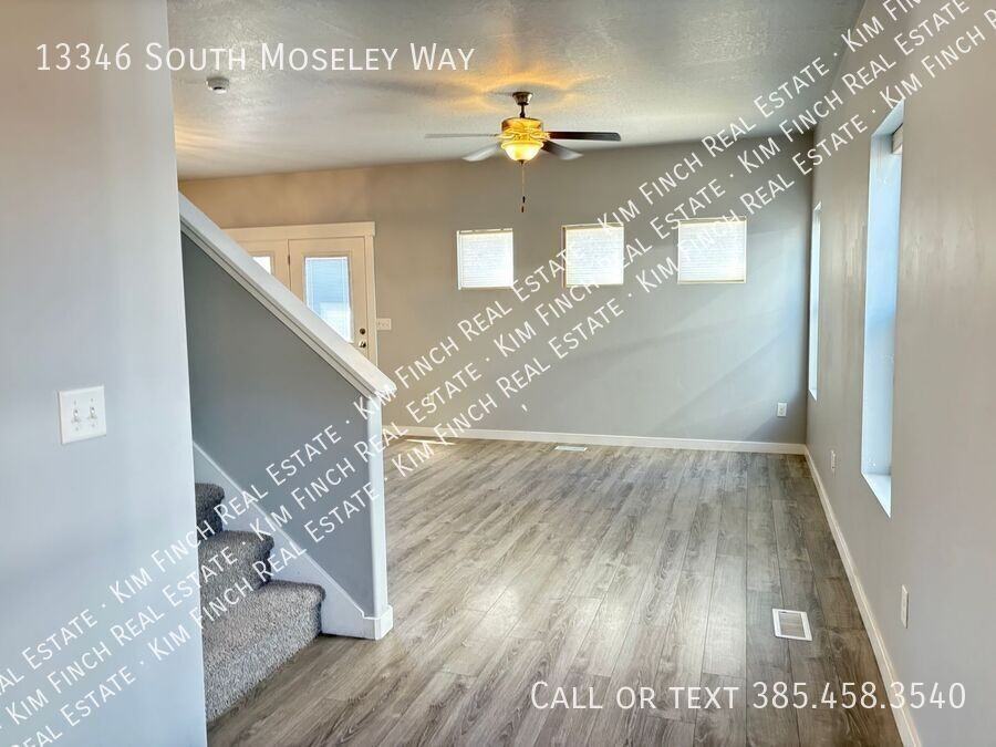 13346 S Moseley Way - Photo 5 of 24