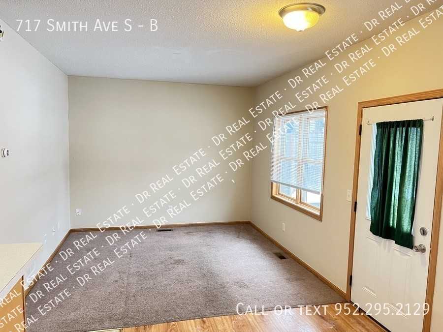 717 Smith Ave S #B - Photo 4 of 16