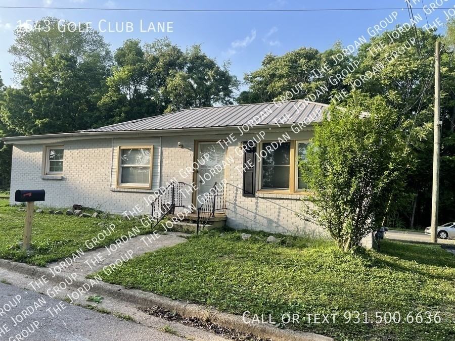 1543 Golf Club Ln - Photo 2 of 9