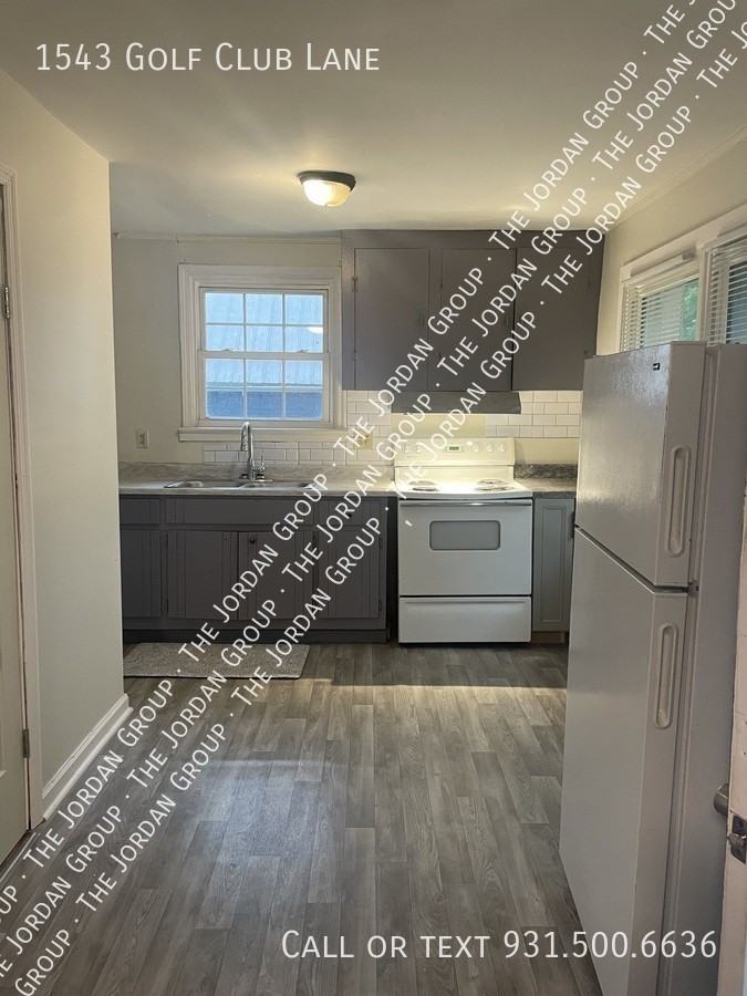 1543 Golf Club Ln - Photo 4 of 9