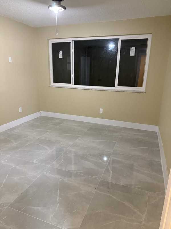 2336 Nw 35th St - Photo 2 of 13