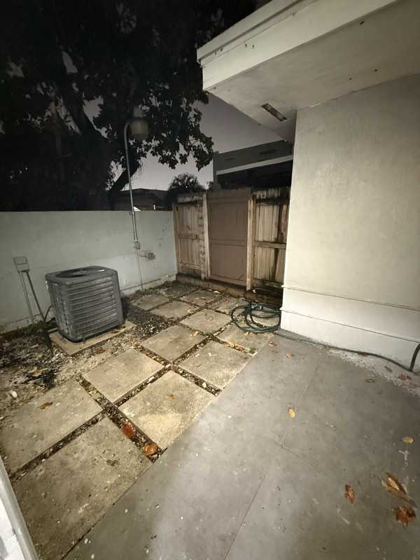 2336 Nw 35th St - Photo 5 of 13