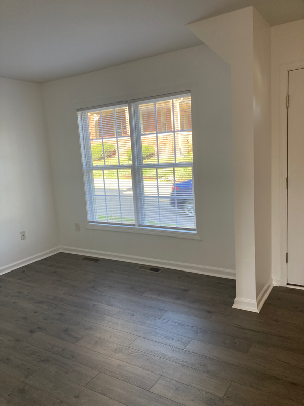 651A S 28th St - Photo 6 of 10