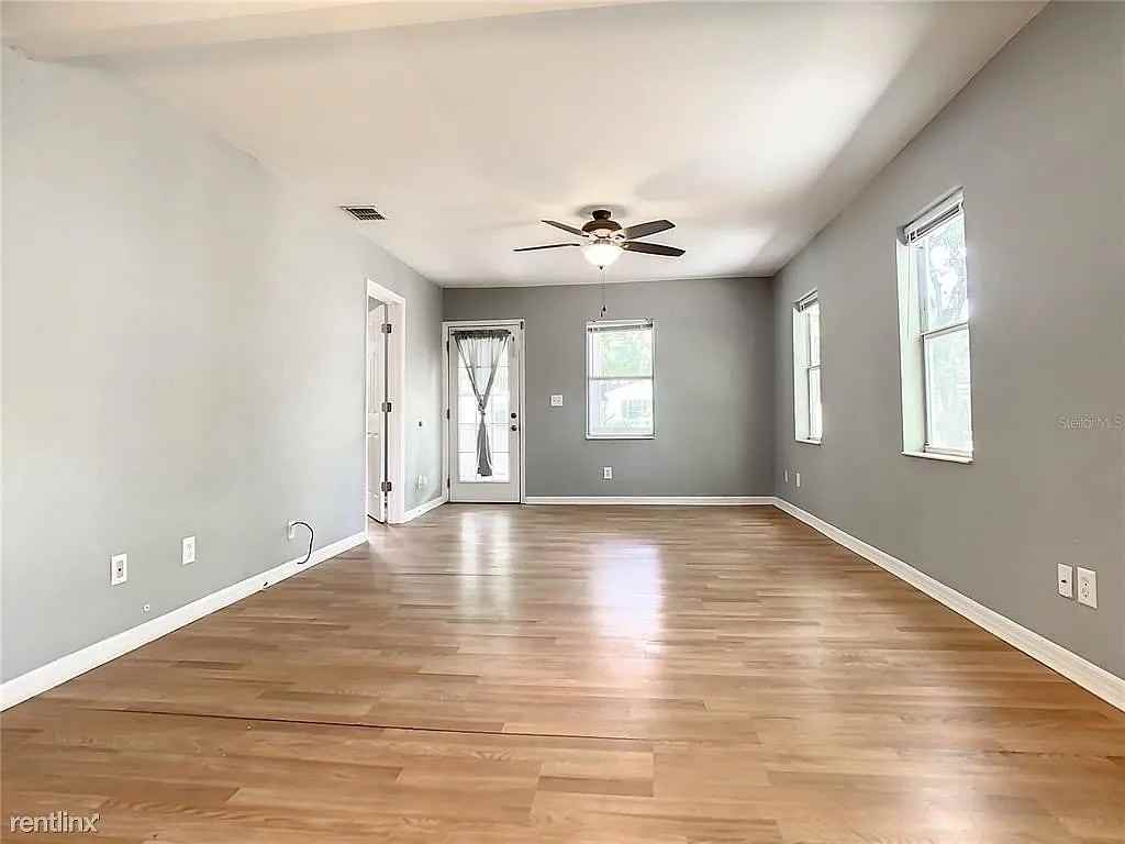 1704 W Lowry Ave - Photo 5 of 8