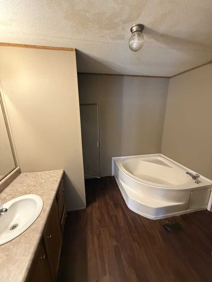 475 Petty St #475 - Photo 6 of 7