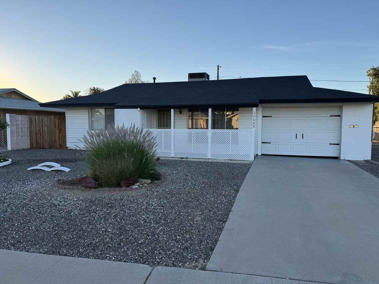 10607 W El Rancho Dr - Photo 3 of 23