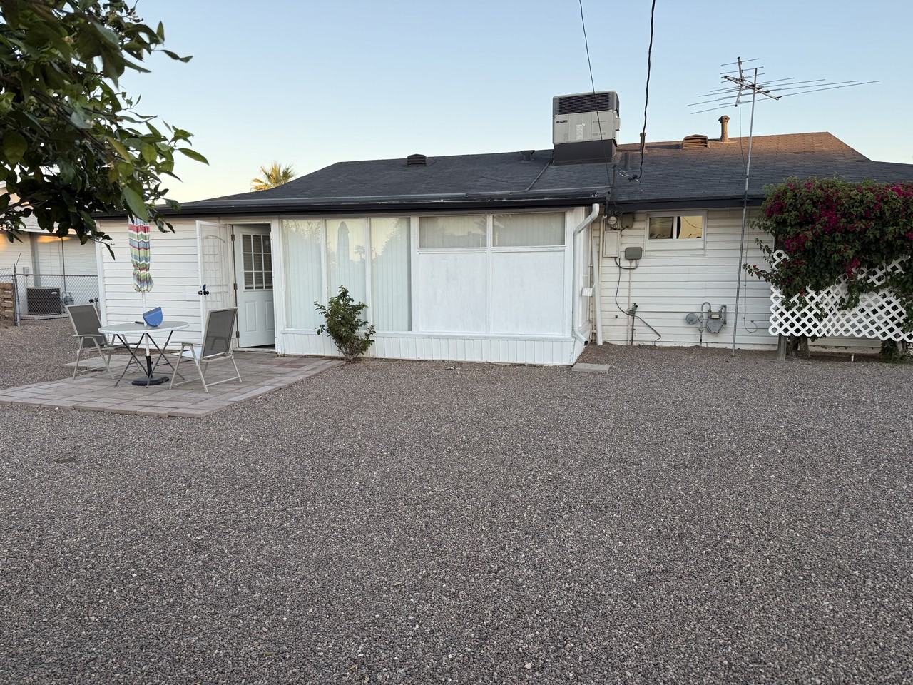 10607 W El Rancho Dr - Photo 6 of 23