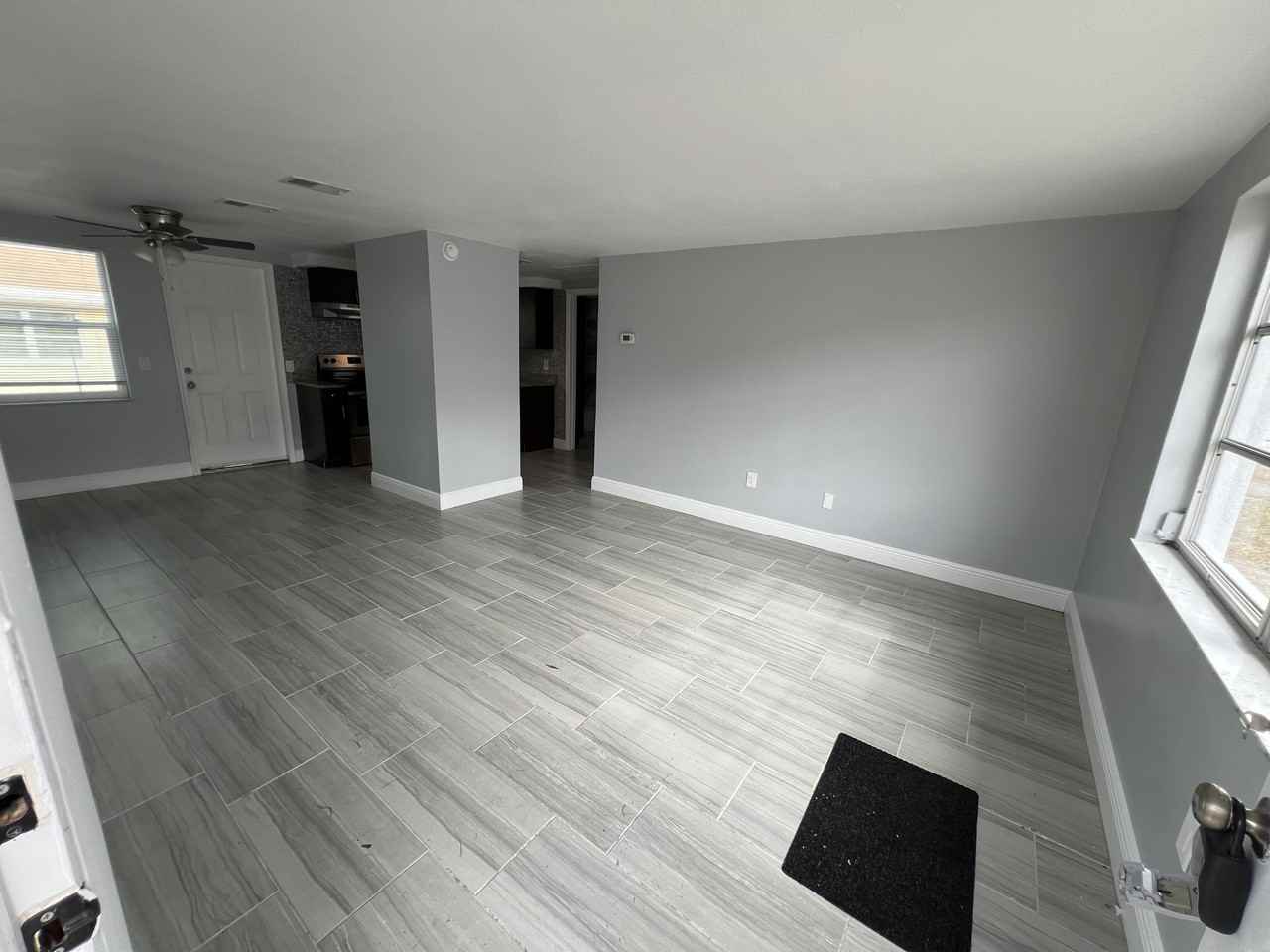 5333 Pasadena Dr - Photo 2 of 9