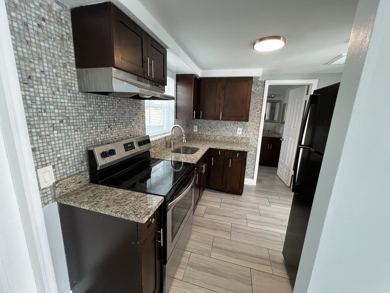 5333 Pasadena Dr - Photo 5 of 9