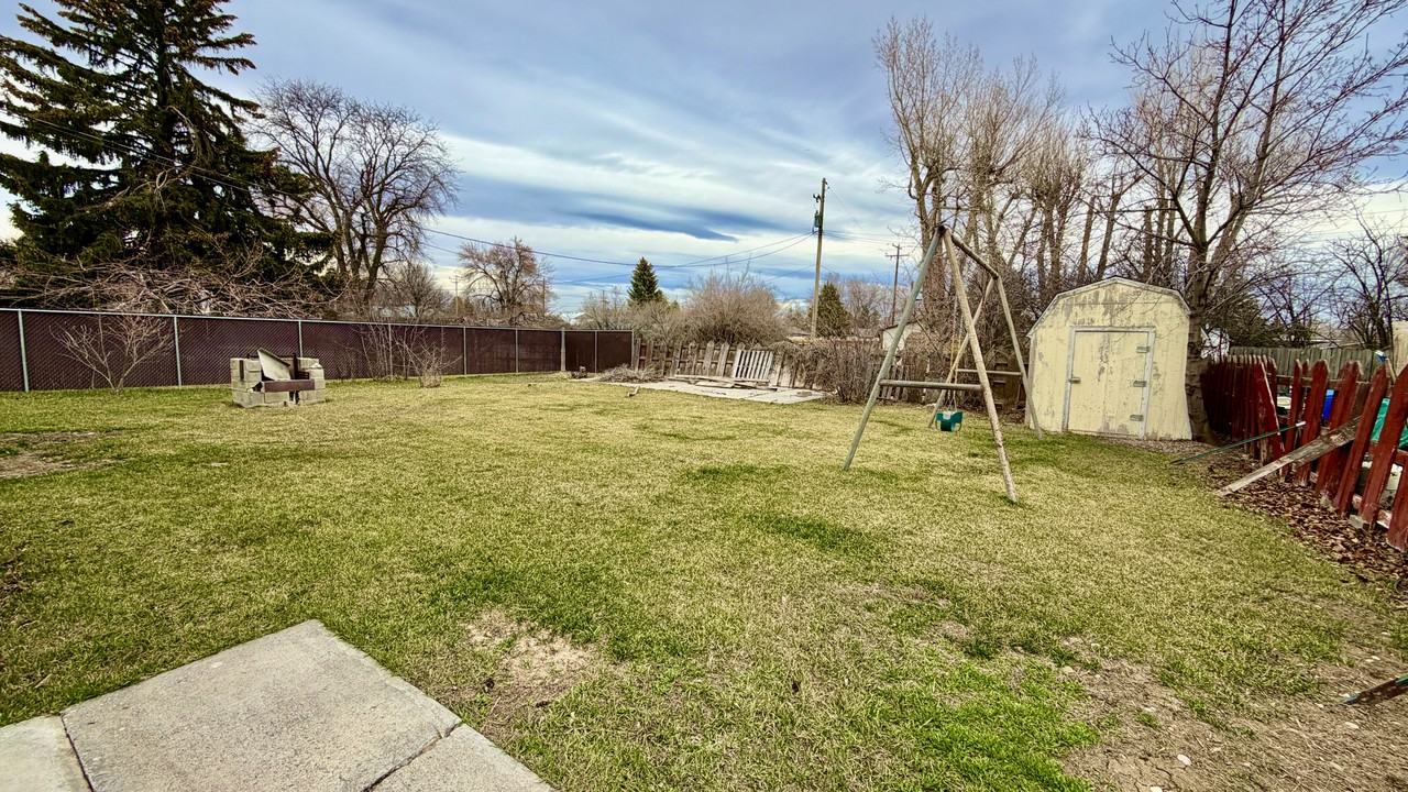 145 N Byron Ave #1 - Photo 3 of 21