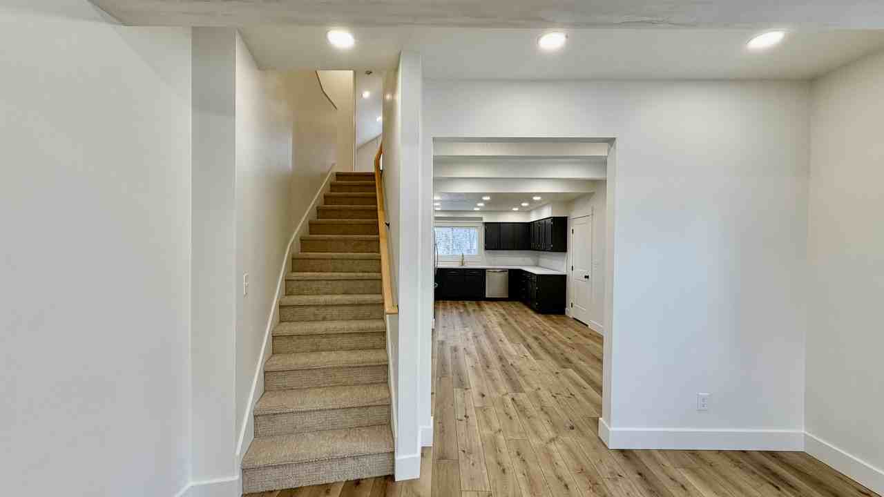 145 N Byron Ave #1 - Photo 6 of 21