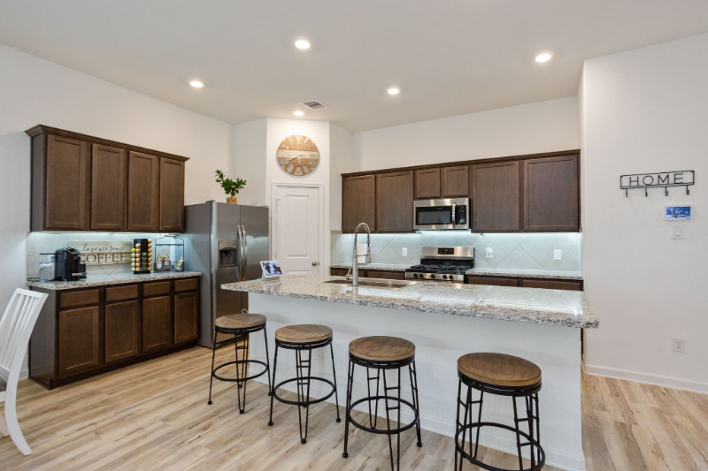 4827 Chestnut Valley Ln - Photo 2 of 9