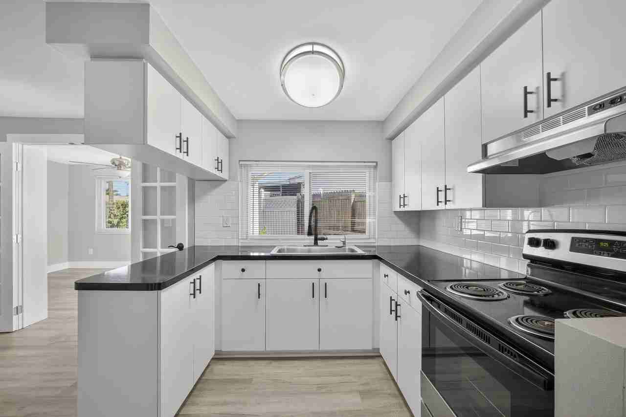 3624 Oakhurst Dr - Photo 5 of 20