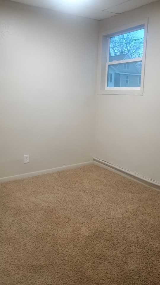 1118 E Hines Ave #1 - Photo 7 of 8