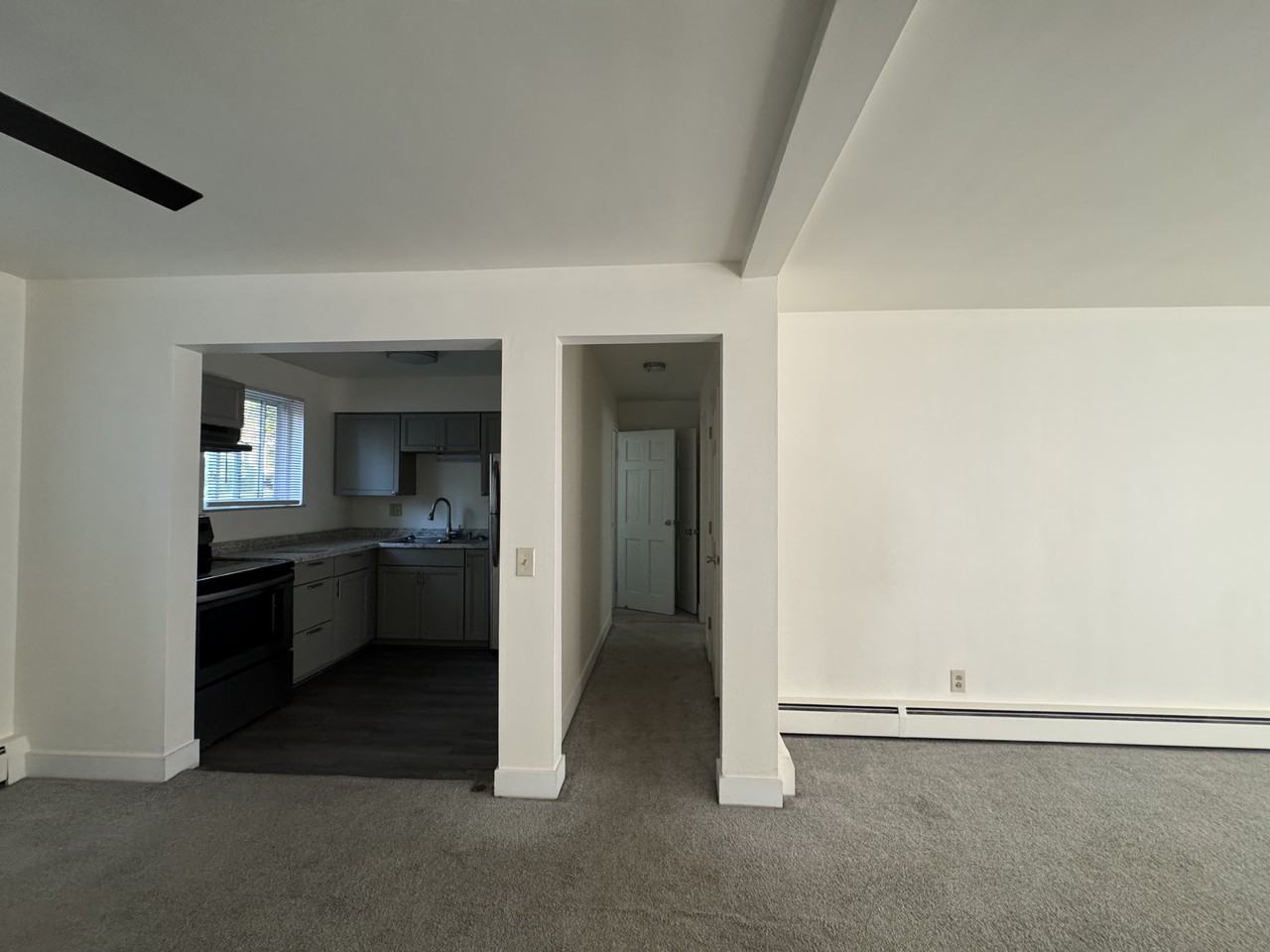 505 Sandheger Pl #11 - Photo 3 of 5