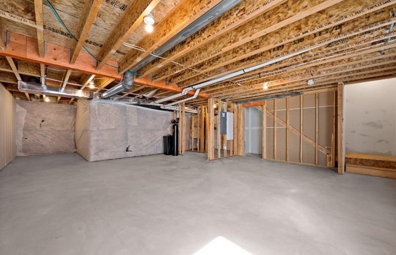 1977 N Chianti St - Photo 4 of 21