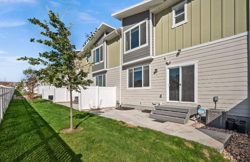 1977 N Chianti St - Photo 5 of 21