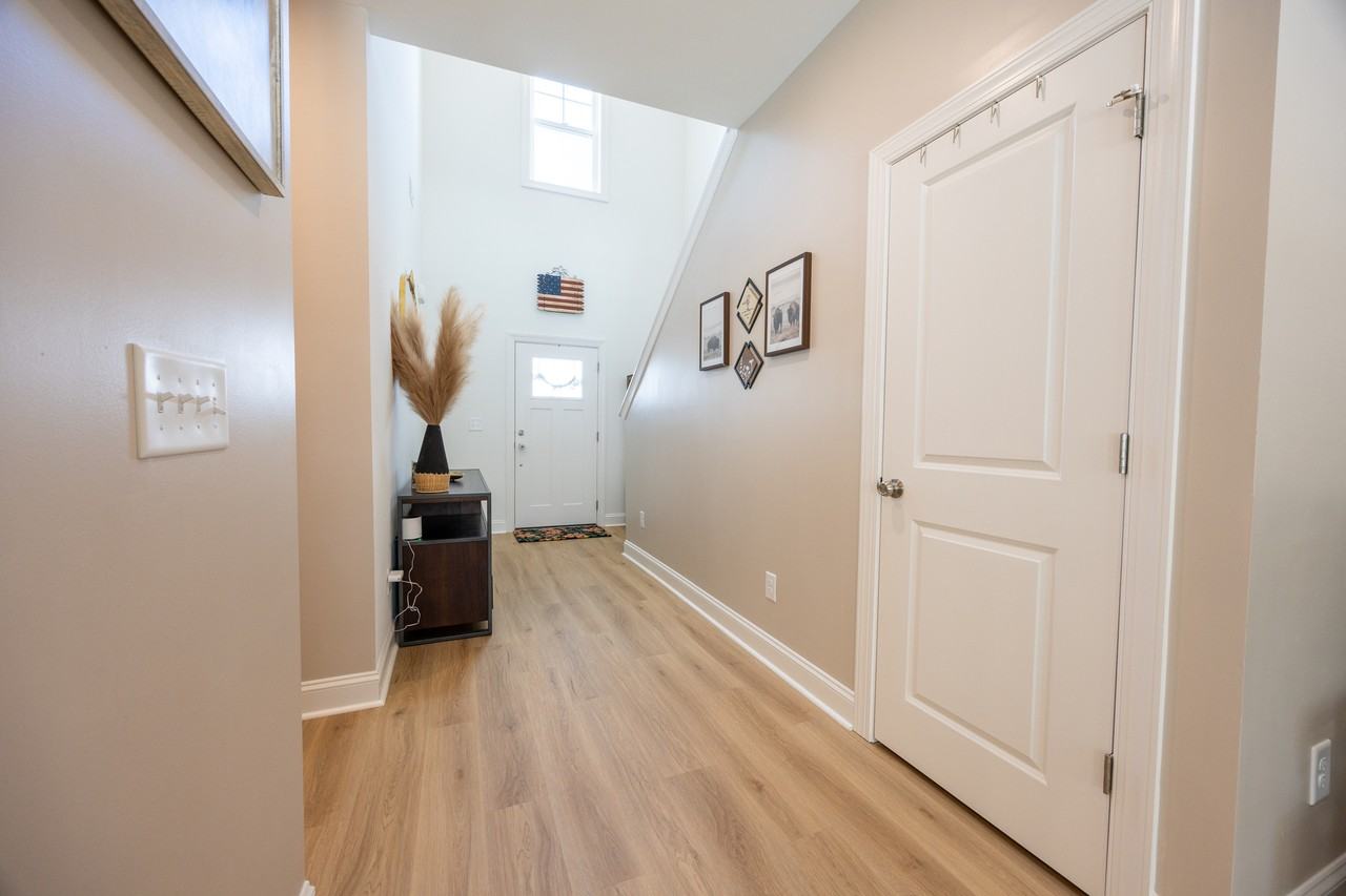 328 Peeler - Photo 3 of 16