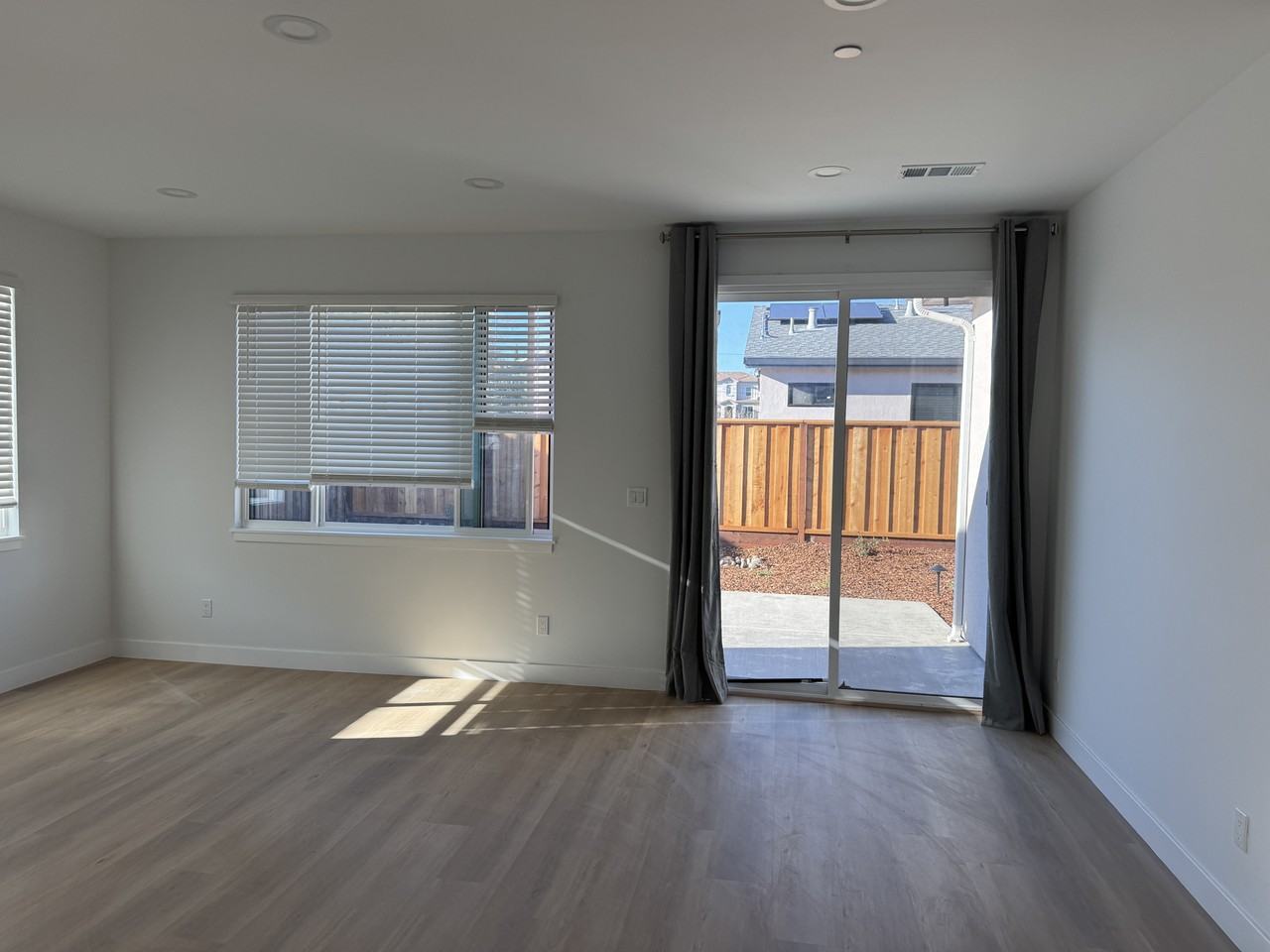 3955 Haven Ave - Photo 3 of 22