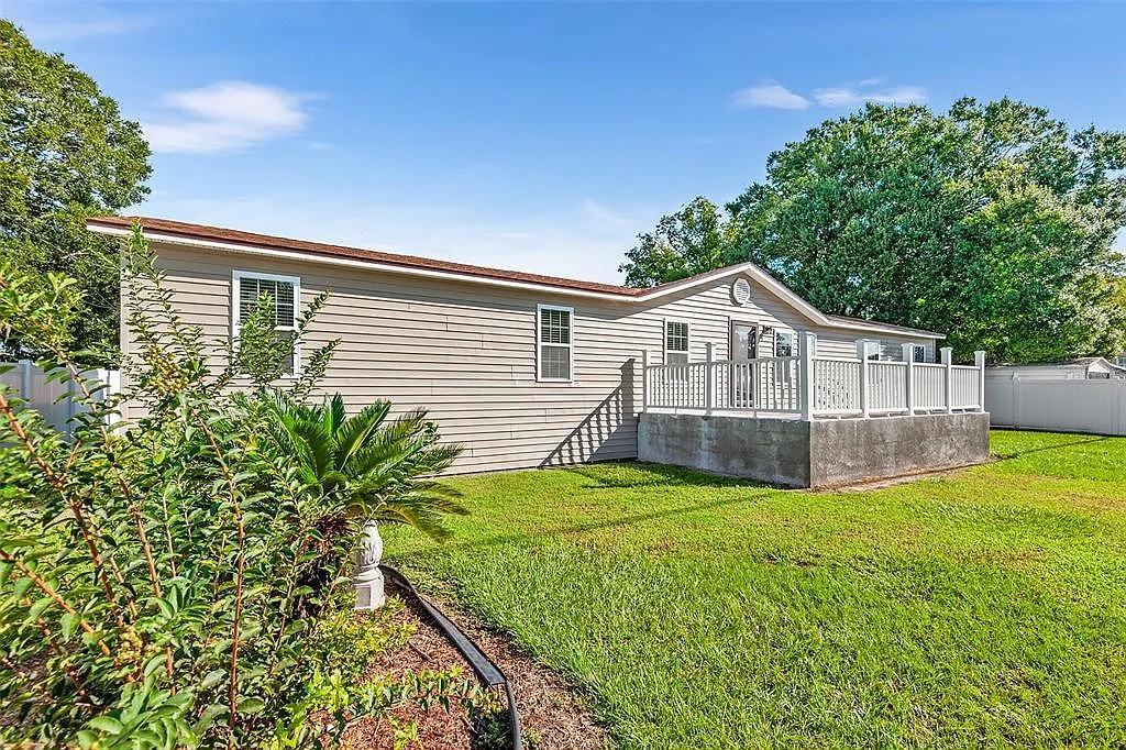 5711 Cherry Tree Dr - Photo 4 of 19