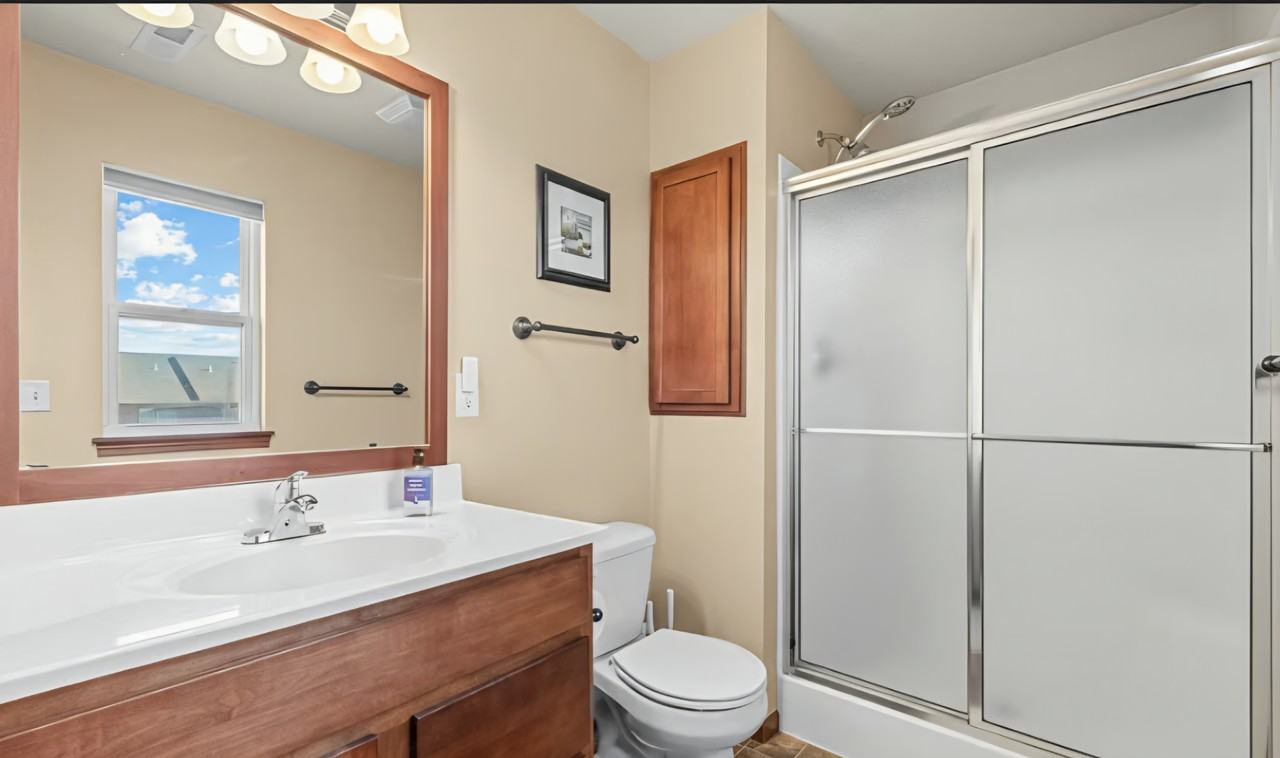 1795 Sara Ct - Photo 3 of 7