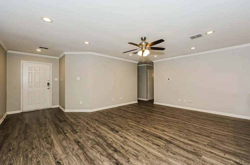 724 Gibson St - Photo 2 of 15