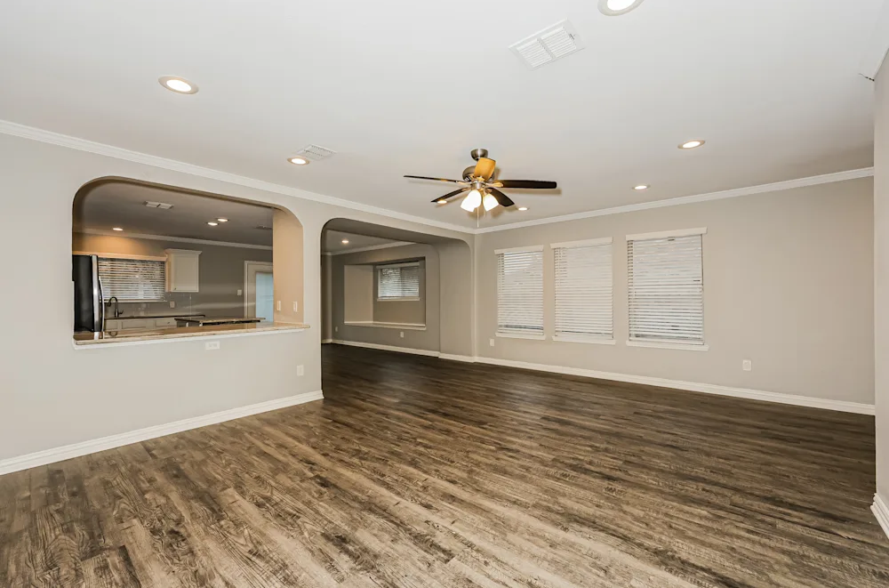 724 Gibson St - Photo 4 of 15