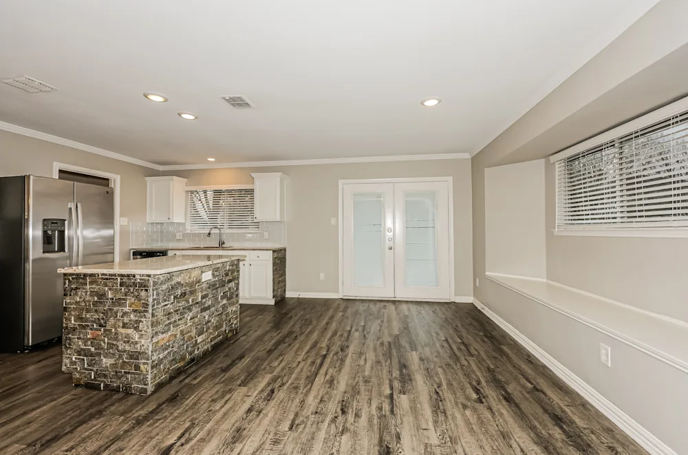 724 Gibson St - Photo 5 of 15