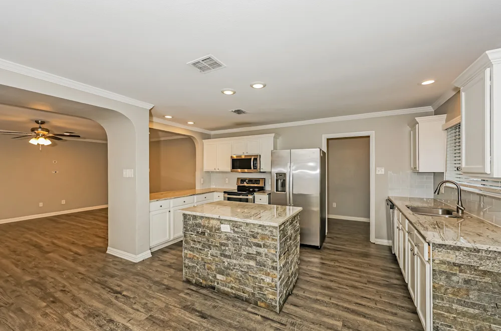 724 Gibson St - Photo 6 of 15