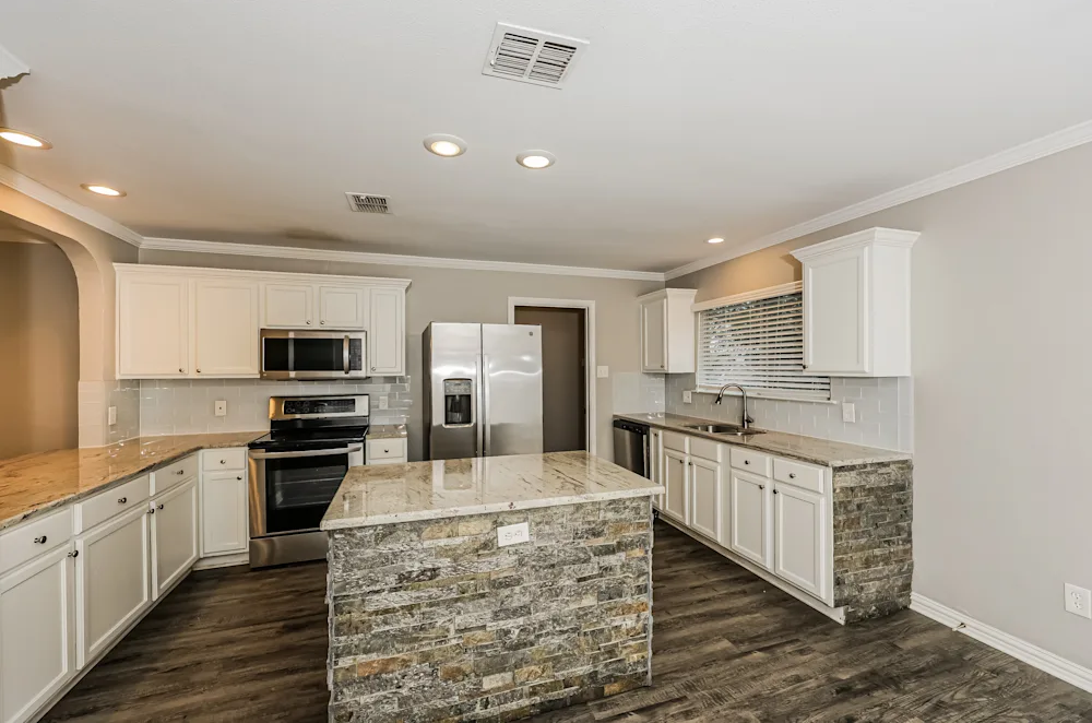 724 Gibson St - Photo 7 of 15