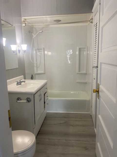 82 Walton St #2 - Photo 4 of 5