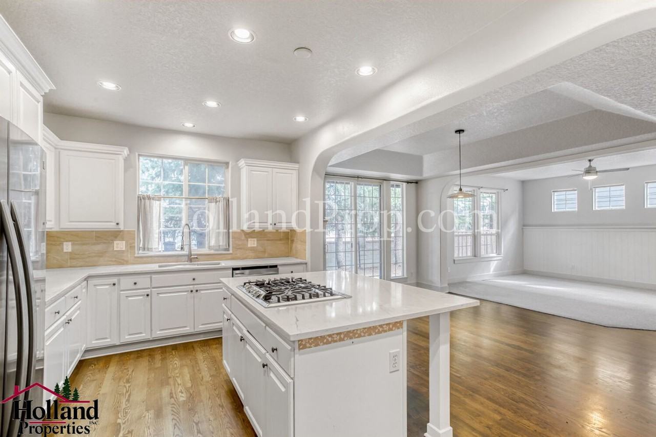 16597 Sw Delta Ct - Photo 6 of 17