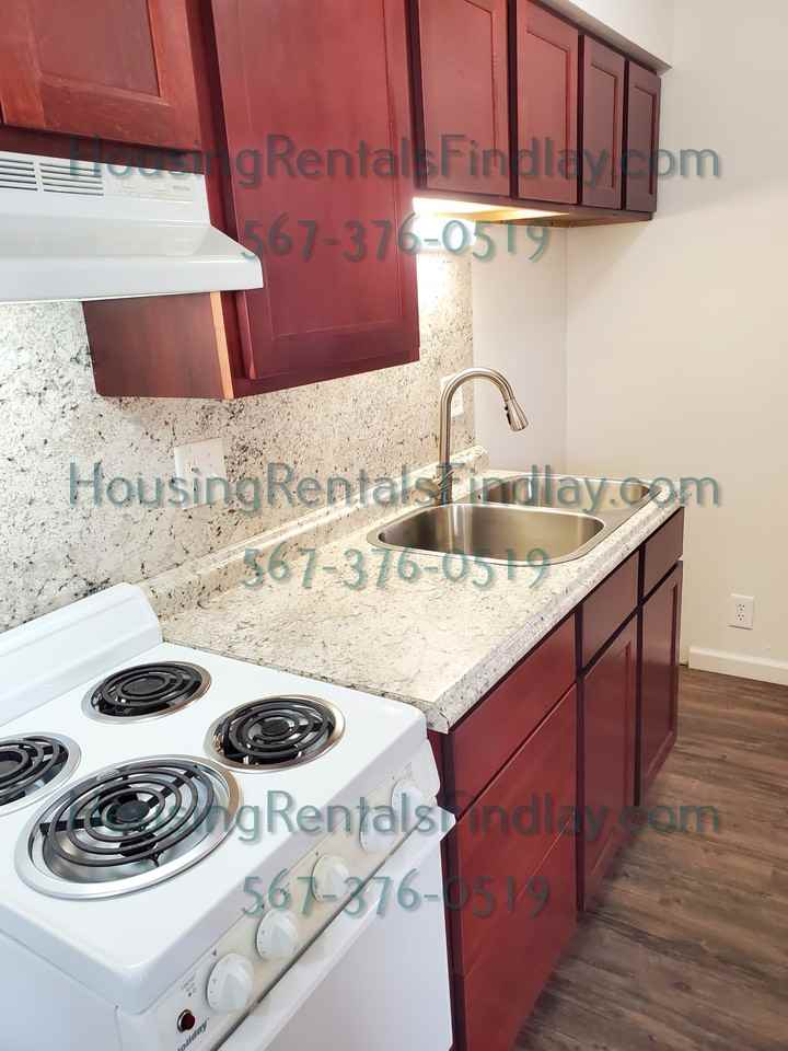 1309 Broad Ave #A - Photo 2 of 15